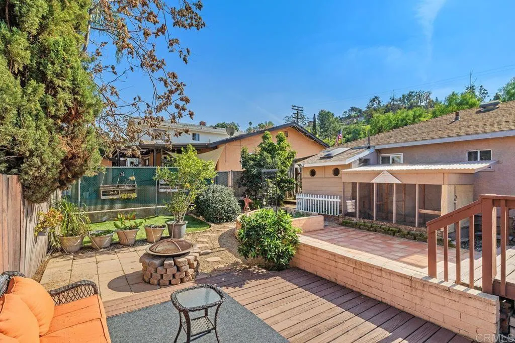 https://cdn.realtyfeed.com/cdn/127/306642167/35684771bf68ae8e1d54378602da94be.webp