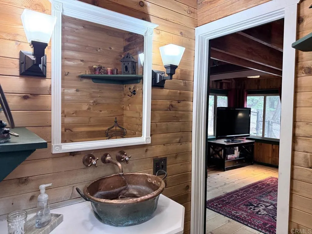 https://cdn.realtyfeed.com/cdn/127/306642190/498c4360ab69eff52f69c1394f1b643d.webp