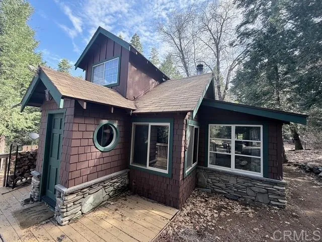 https://cdn.realtyfeed.com/cdn/127/306642190/9ab9ec801c61800edbbb40ebe54ae1f8.webp