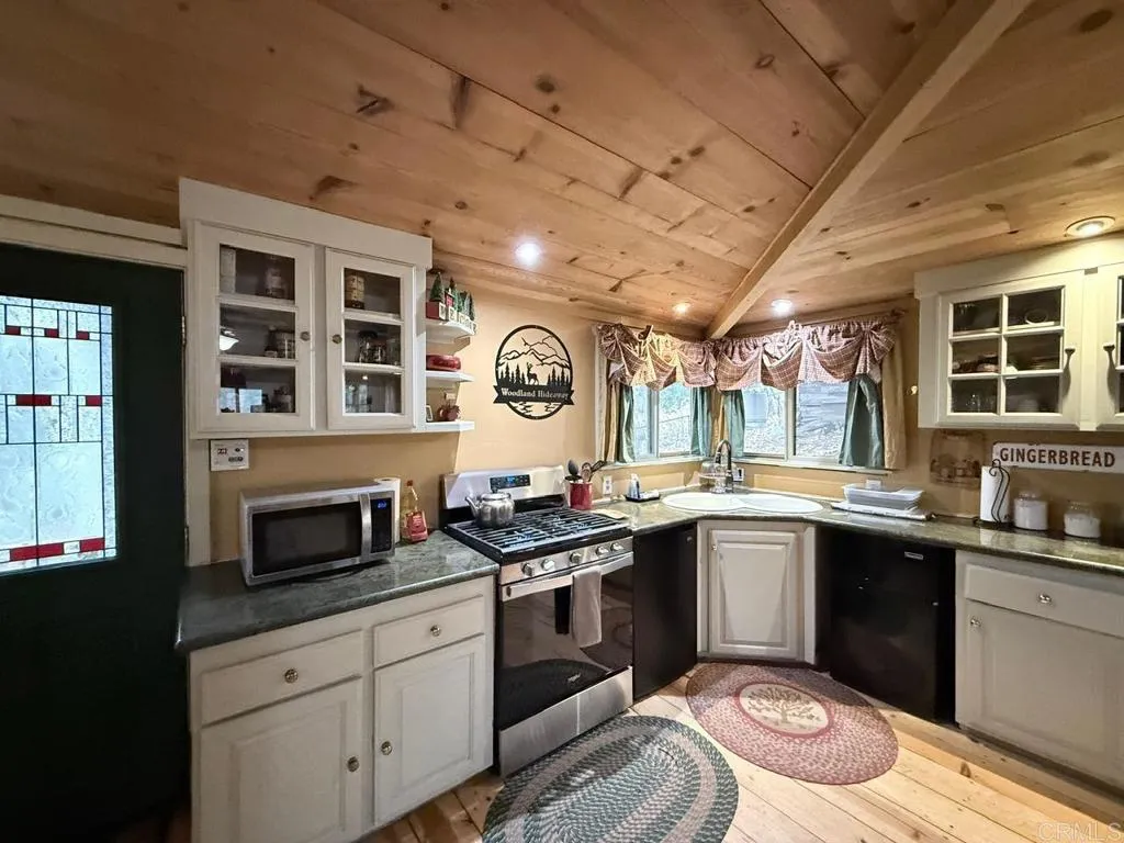 https://cdn.realtyfeed.com/cdn/127/306642190/b040dbf965c35c15e5758bbd8828138e.webp