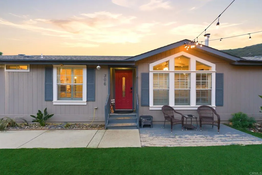 https://cdn.realtyfeed.com/cdn/127/306642191/4c31bfe28517e0b5389c4fda453e5931.webp