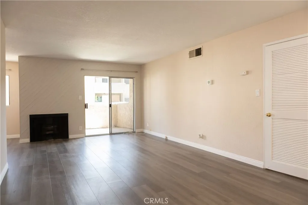 2386 E Del Mar Boulevard Unit 203, Pasadena, CA 91107 - Photo 2 of 14, Pasadena, CA