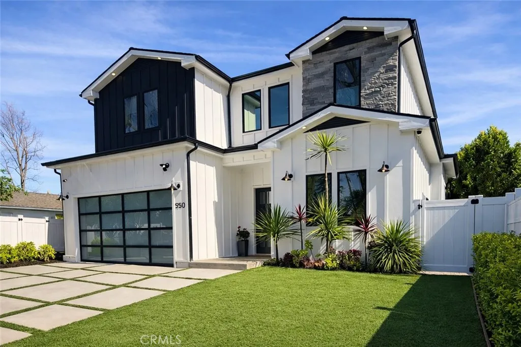 Sherman Oaks, CA 91411