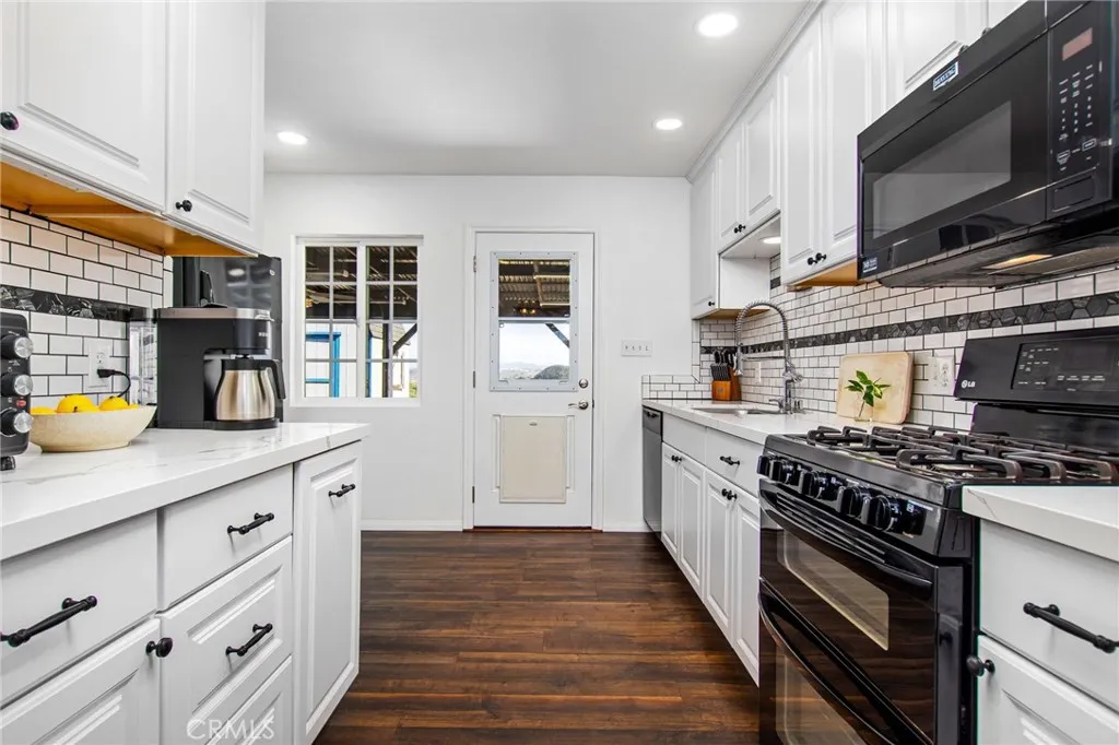 https://cdn.realtyfeed.com/cdn/127/306642260/3462dc87352626d137786177ed969afa.webp