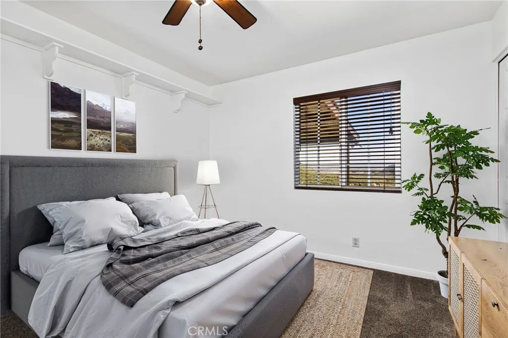 https://cdn.realtyfeed.com/cdn/127/306642260/f744b49039f02addde6d4ae2d9ba9e8f.webp