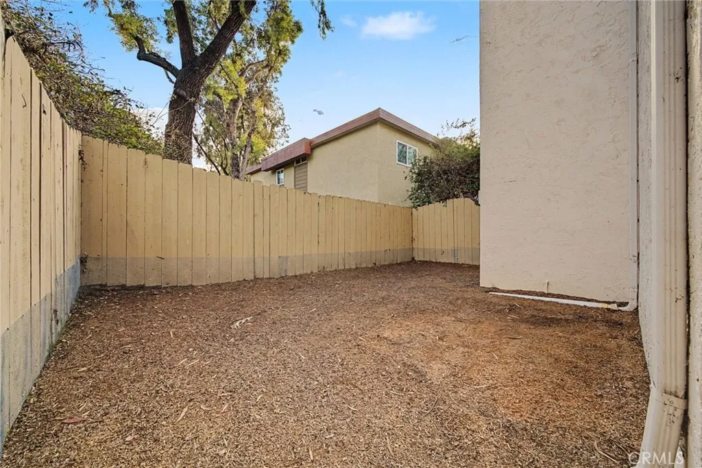 https://cdn.realtyfeed.com/cdn/127/306642326/4faaa5a144421dd1abab11527ad3af8e.webp