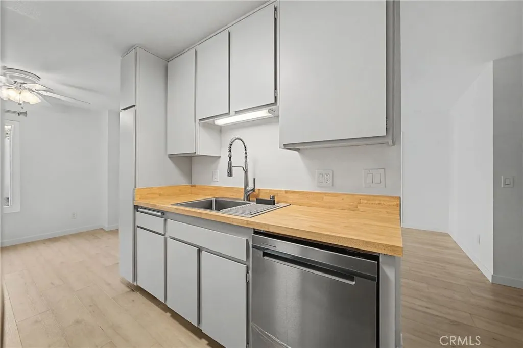https://cdn.realtyfeed.com/cdn/127/306642326/57627a1a3e1ace9fd81a7d83fe16ece4.webp