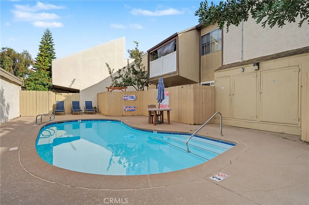 https://cdn.realtyfeed.com/cdn/127/306642326/71a60f4e9ab165d509cf515bbb016821.webp