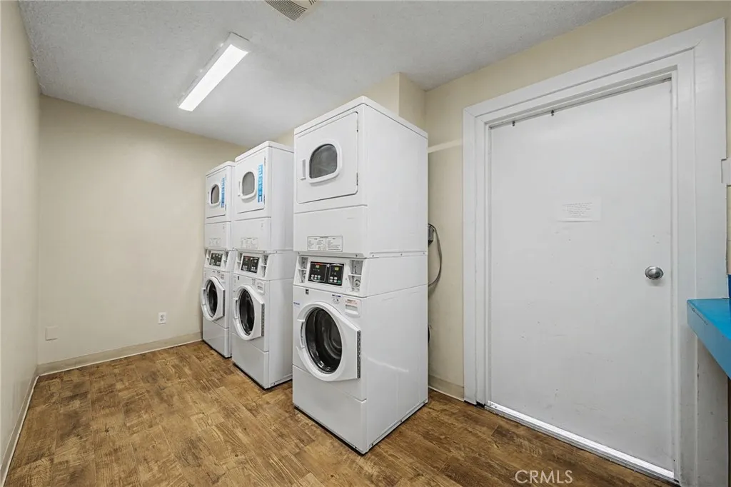 https://cdn.realtyfeed.com/cdn/127/306642326/e3bebc7b829ea6b6b1f5bf9bf58553a9.webp