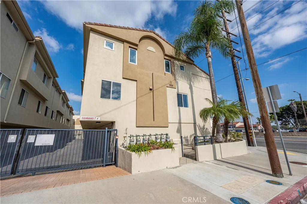 4001 W 165th Street Unit A, Lawndale, CA 90260 - Photo 4 of 43, Lawndale, CA