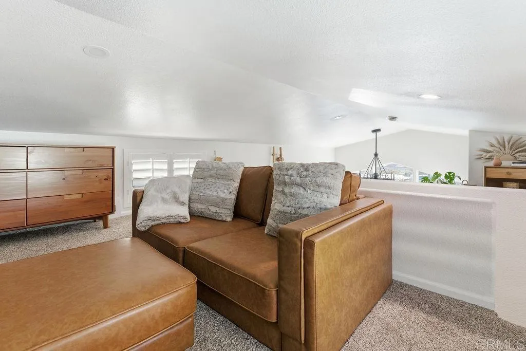 https://cdn.realtyfeed.com/cdn/127/306642400/9ed283fa178d50cda1ad5723b8a63081.webp