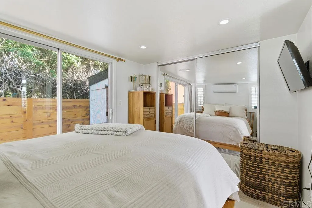 https://cdn.realtyfeed.com/cdn/127/306642400/a61f5b8c0ba20a38522fc0595fbcceea.webp
