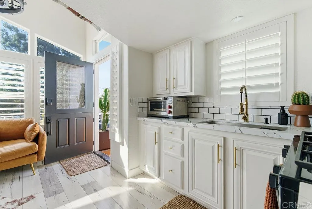 https://cdn.realtyfeed.com/cdn/127/306642400/b5d51c839d6fa9bec9f037d0ab5de531.webp