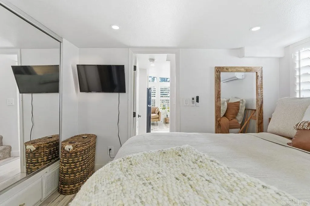 https://cdn.realtyfeed.com/cdn/127/306642400/e33b855f312991044e1852d1552a35d7.webp