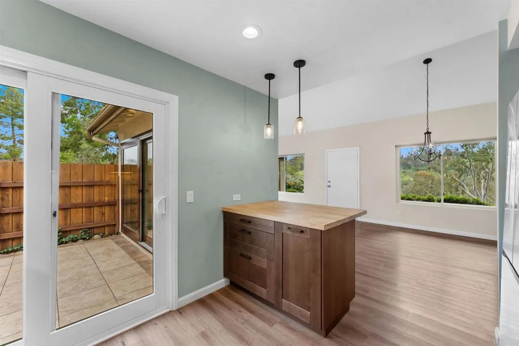 Photo #8: NDP2601382 Listing: Photo #8