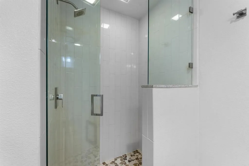 Photo #18: NDP2601382 Listing: Photo #18