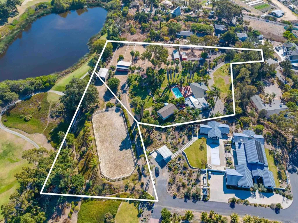 https://cdn.realtyfeed.com/cdn/127/306642532/295c9fcd0a1a8afac51a3159f0304a24.webp