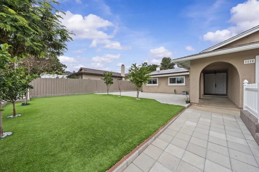 https://cdn.realtyfeed.com/cdn/127/306642599/9313a0682995497e2626036d2d59de92.webp