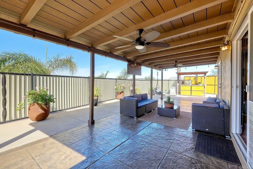 https://cdn.realtyfeed.com/cdn/127/306642636/1b3cbd9b26f662c1c60885feaed0fb65.webp