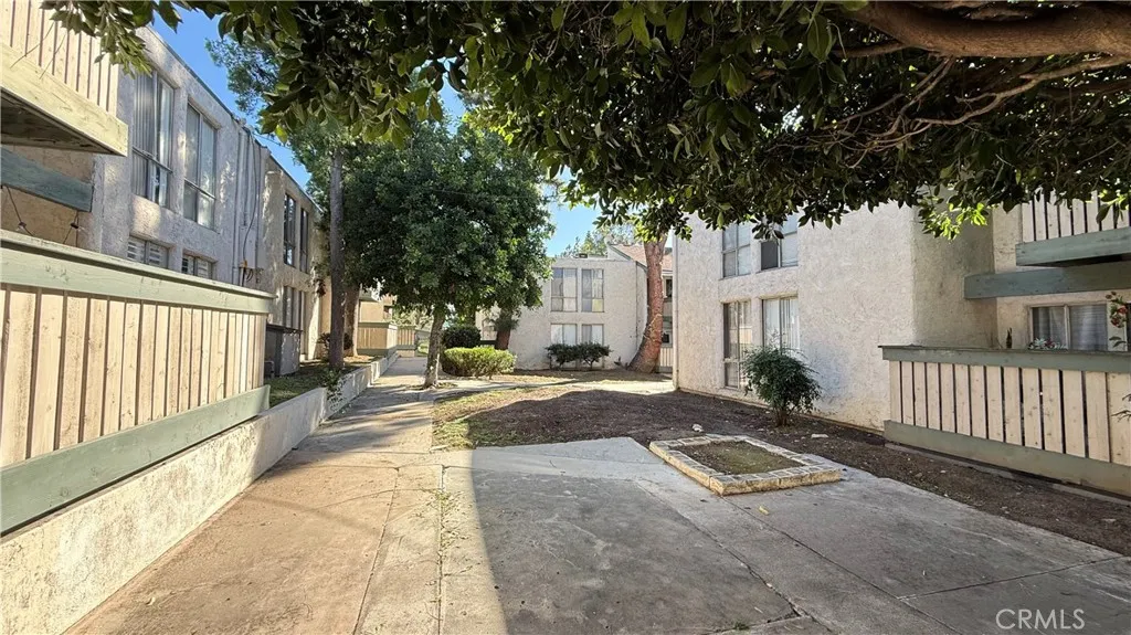8601 International Avenue Unit 151, Canoga Park, CA 91304 - Photo 3 of 11, Canoga Park, CA