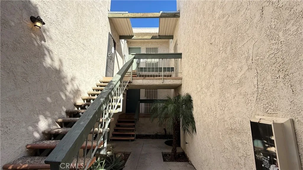 8601 International Avenue Unit 151, Canoga Park, CA 91304 - Photo 4 of 11, Canoga Park, CA