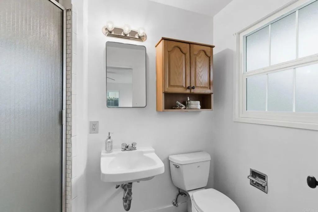 https://cdn.realtyfeed.com/cdn/127/306642677/bdcb874d7221149ad2861e178bea782f.webp