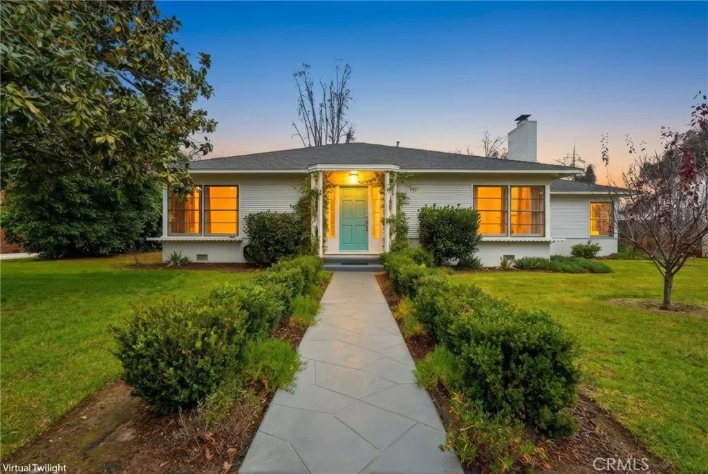 1506 W Burrel, Visalia, CA 93291