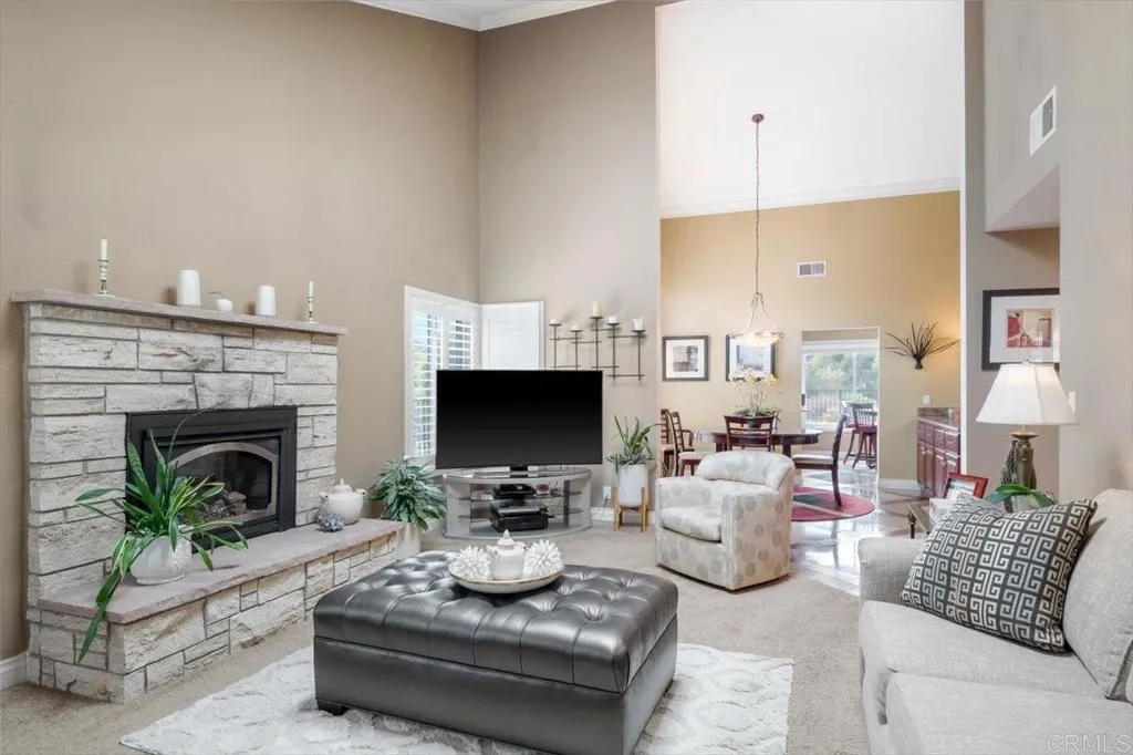 https://cdn.realtyfeed.com/cdn/127/306642731/6296fd001f34896ef5f95f82339a4d6a.webp