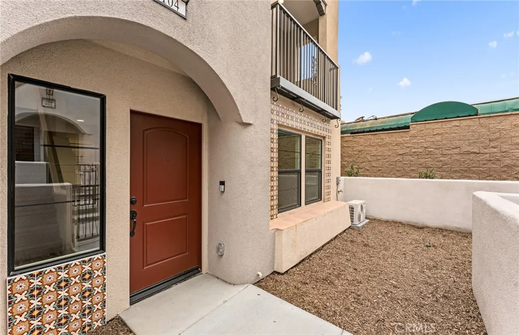 104 Kimberwick Court, Burbank, CA 91506 - Photo 5 of 36, Burbank, CA