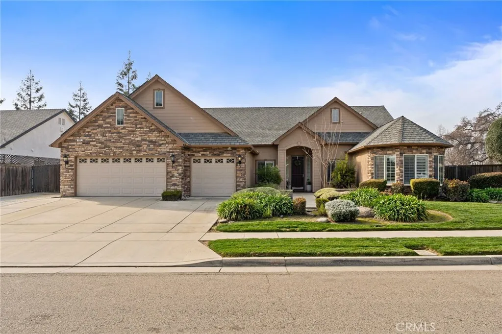 Visalia, CA 93291