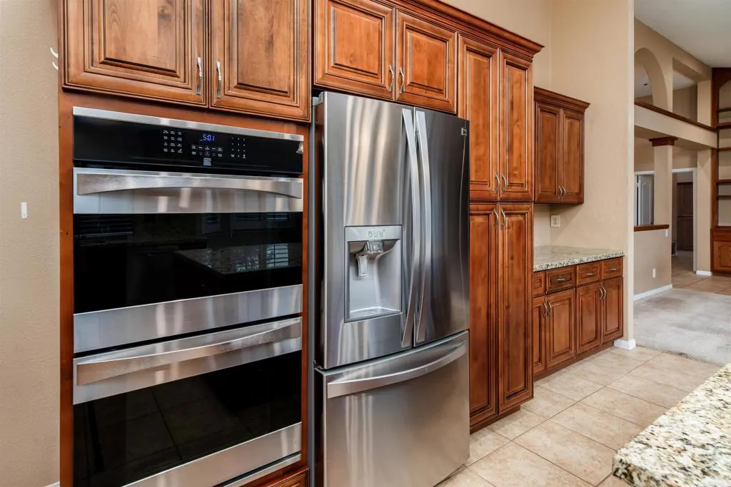 https://cdn.realtyfeed.com/cdn/127/306642802/c94b9477bb05fb4f8f31c806e0b1f396.webp