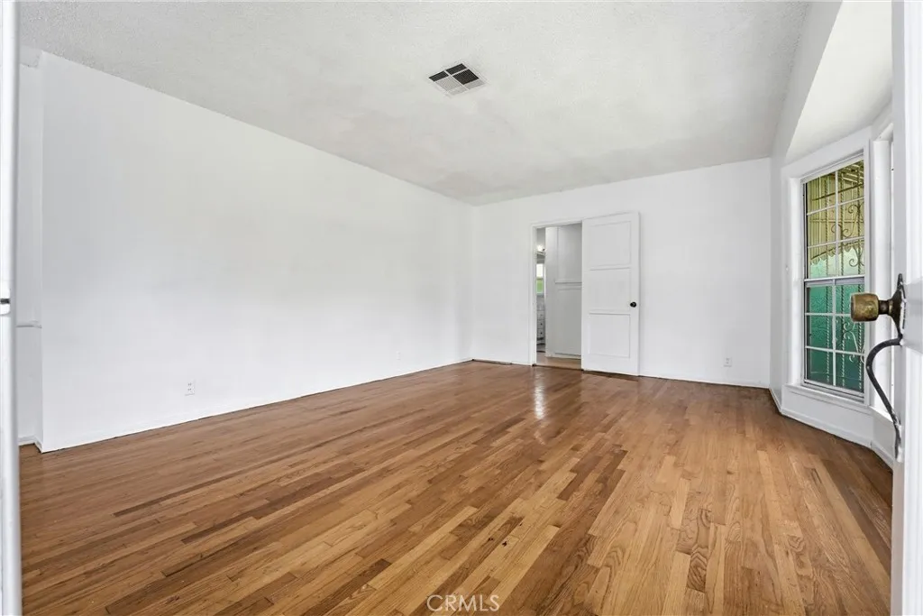 2717 W Tichenor, Compton, CA 90220 - Photo 5 of 35, Compton, CA