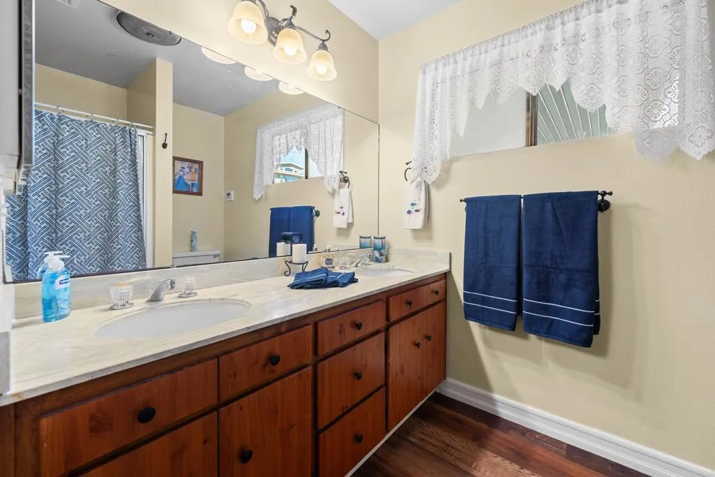 https://cdn.realtyfeed.com/cdn/127/306642895/5dcefb0338b1d6a95105497384e094ce.webp