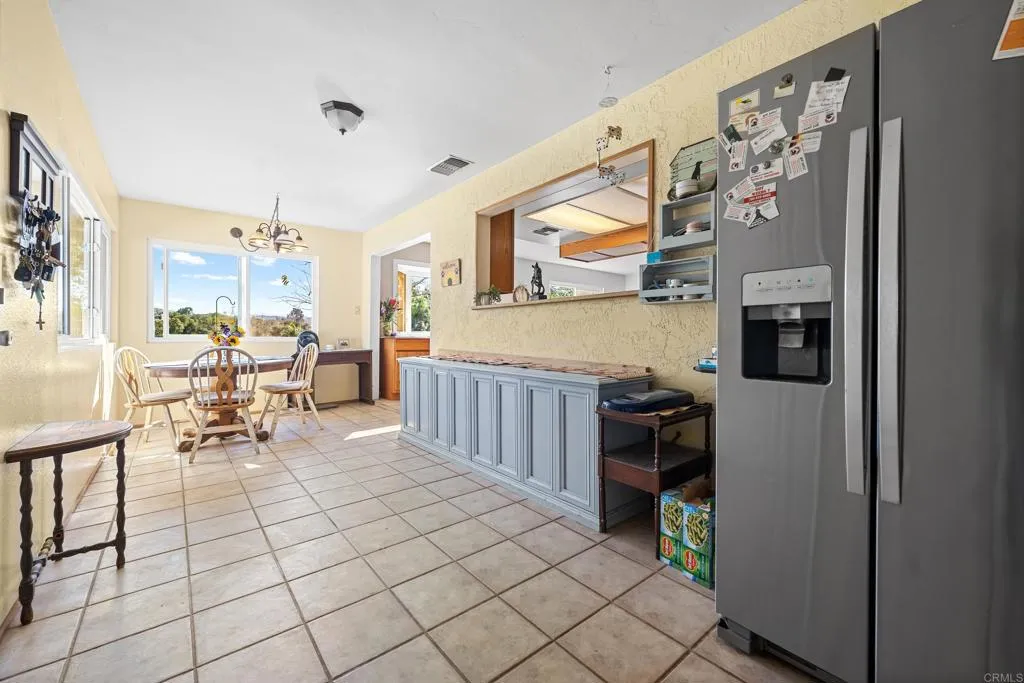 https://cdn.realtyfeed.com/cdn/127/306642895/66412a6d6957d456e3782e7bad85561a.webp