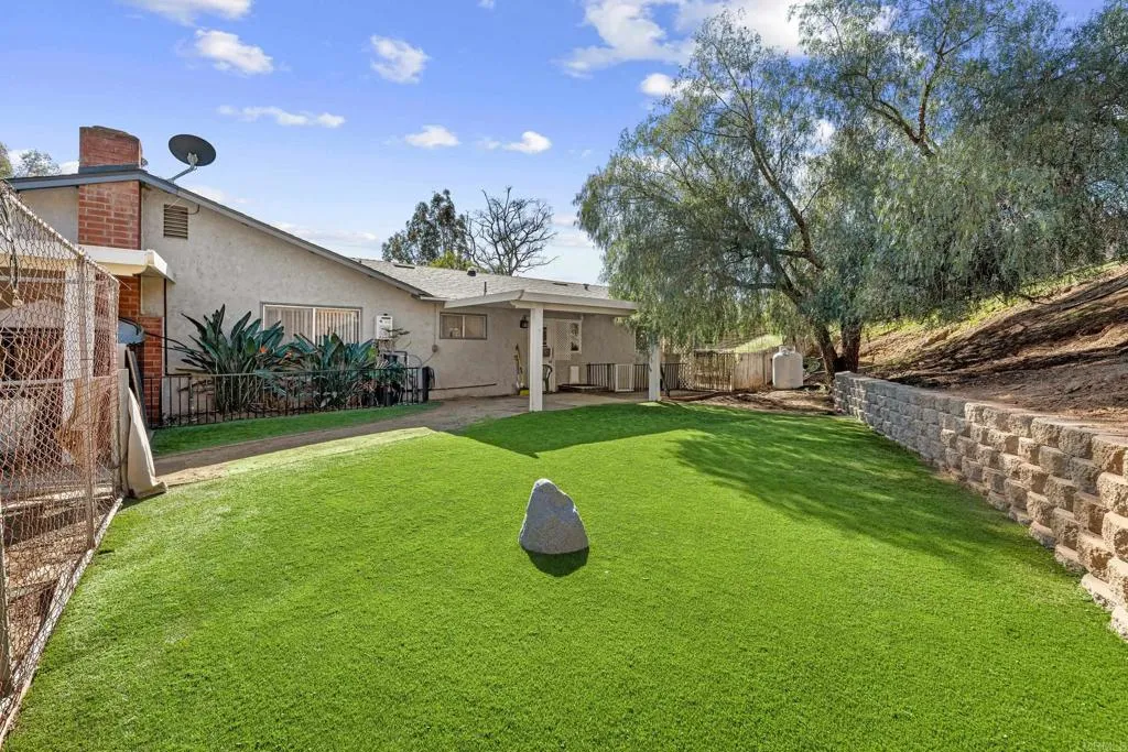 https://cdn.realtyfeed.com/cdn/127/306642895/c0846b9bf5763e8425110495a7bb01c5.webp
