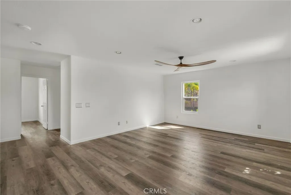 https://cdn.realtyfeed.com/cdn/127/306642962/0ca472c446810fe392bdfdd64ed88559.webp