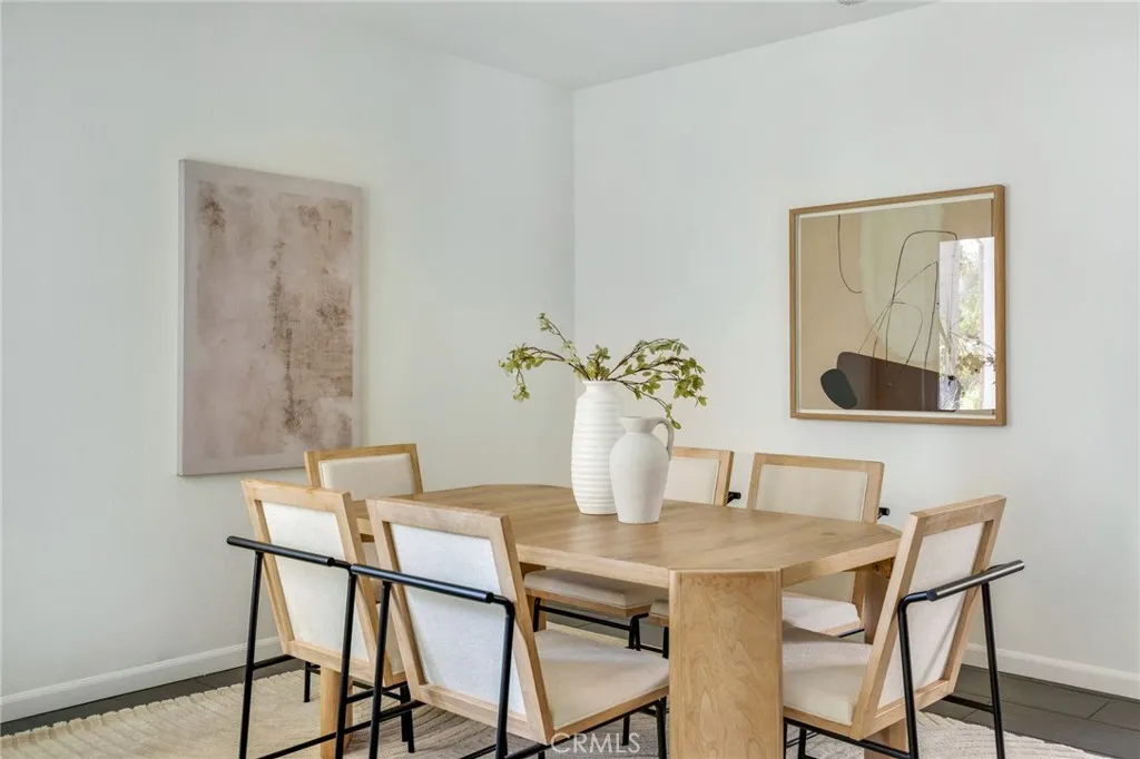https://cdn.realtyfeed.com/cdn/127/306642962/10c78962ee86fd1115004a501bf04d06.webp