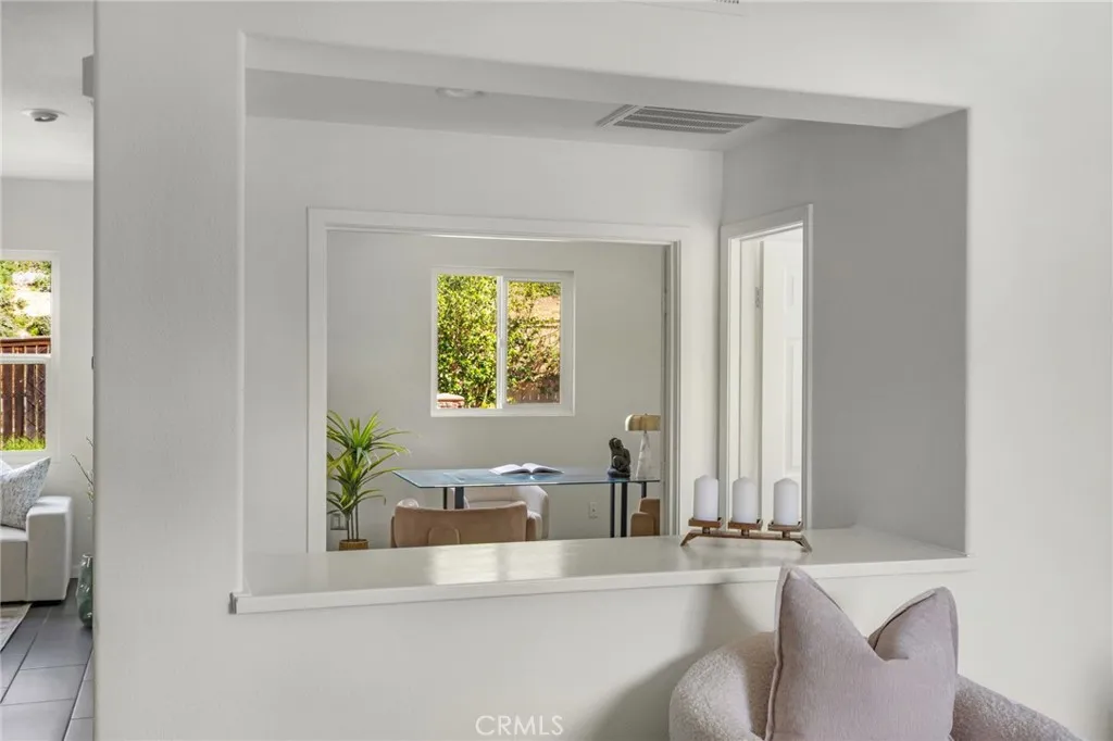 https://cdn.realtyfeed.com/cdn/127/306642962/490e968ffdd5473237d4b93a1a35fa4f.webp
