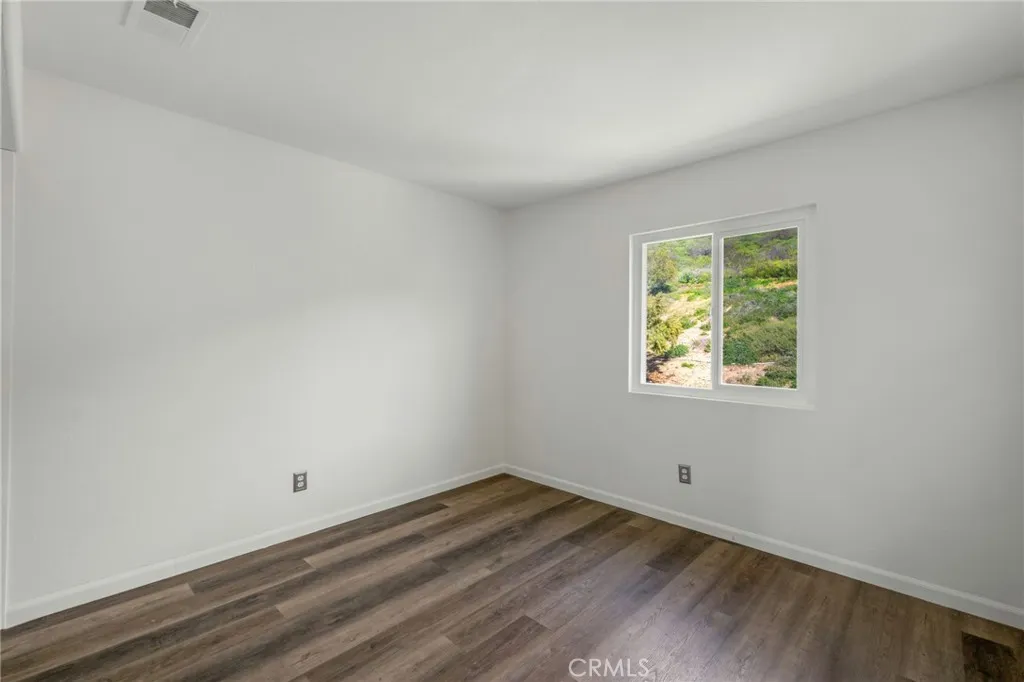 https://cdn.realtyfeed.com/cdn/127/306642962/5186288e0d57b8a0c8cc572c60a0107b.webp