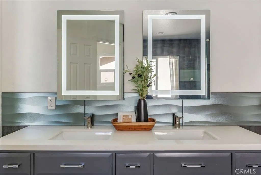 https://cdn.realtyfeed.com/cdn/127/306642962/71dc9040f09d3d78151759d23f59824b.webp