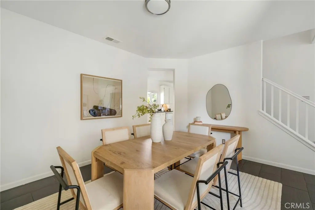 https://cdn.realtyfeed.com/cdn/127/306642962/ada462cee5c739158f8803b6544eb161.webp
