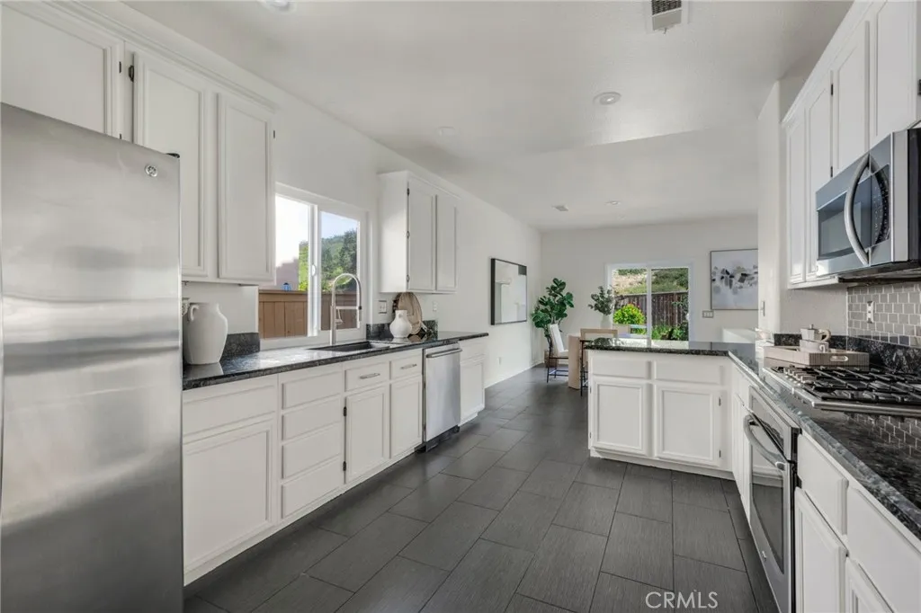 https://cdn.realtyfeed.com/cdn/127/306642962/c02e03ab748877da55519151ed915620.webp