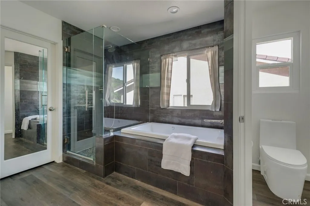 https://cdn.realtyfeed.com/cdn/127/306642962/e88b5ed1fa0c86320a47edb80e217c08.webp