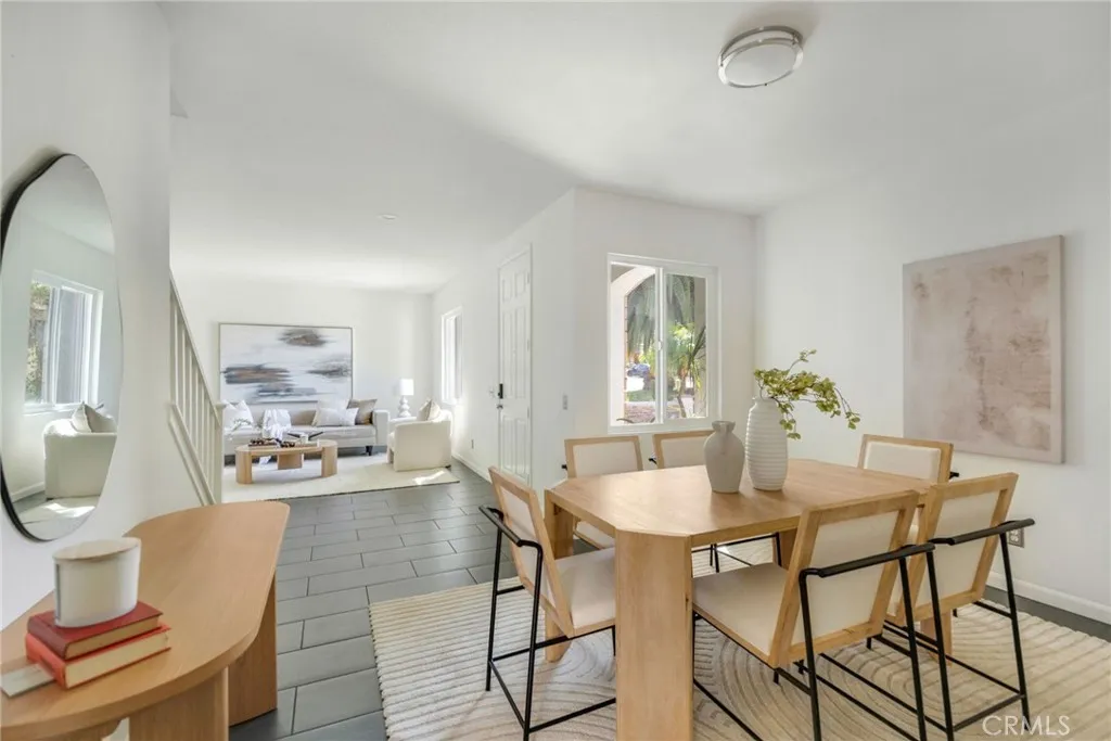 https://cdn.realtyfeed.com/cdn/127/306642962/f209102bd6dd8cfe36b7aa2e626d31c3.webp