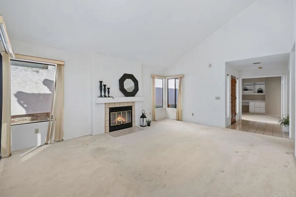 https://cdn.realtyfeed.com/cdn/127/306642972/bf1713c18580156a10a65482202ae147.webp