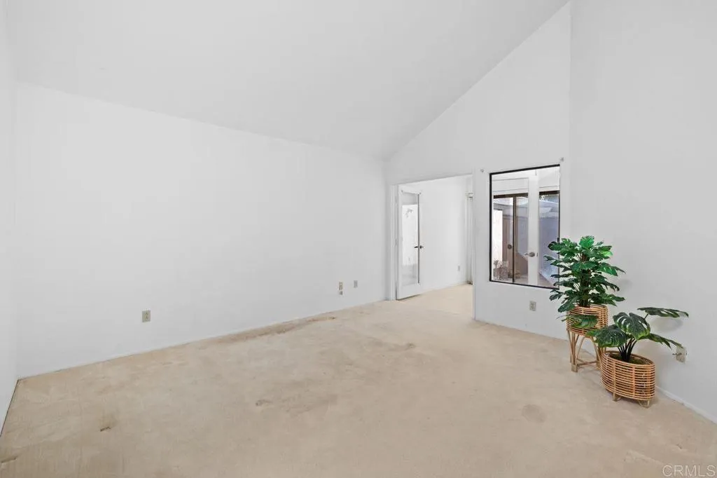 https://cdn.realtyfeed.com/cdn/127/306642972/d8b5266cbf398ed74e73524555a37f99.webp