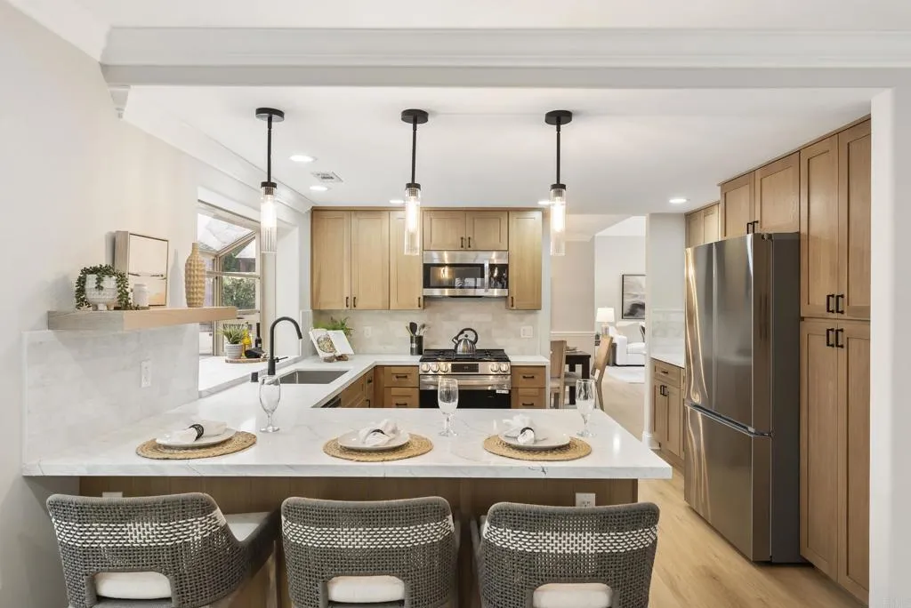 https://cdn.realtyfeed.com/cdn/127/306642981/1b6af914cd45d8740d294d994faa9f16.webp