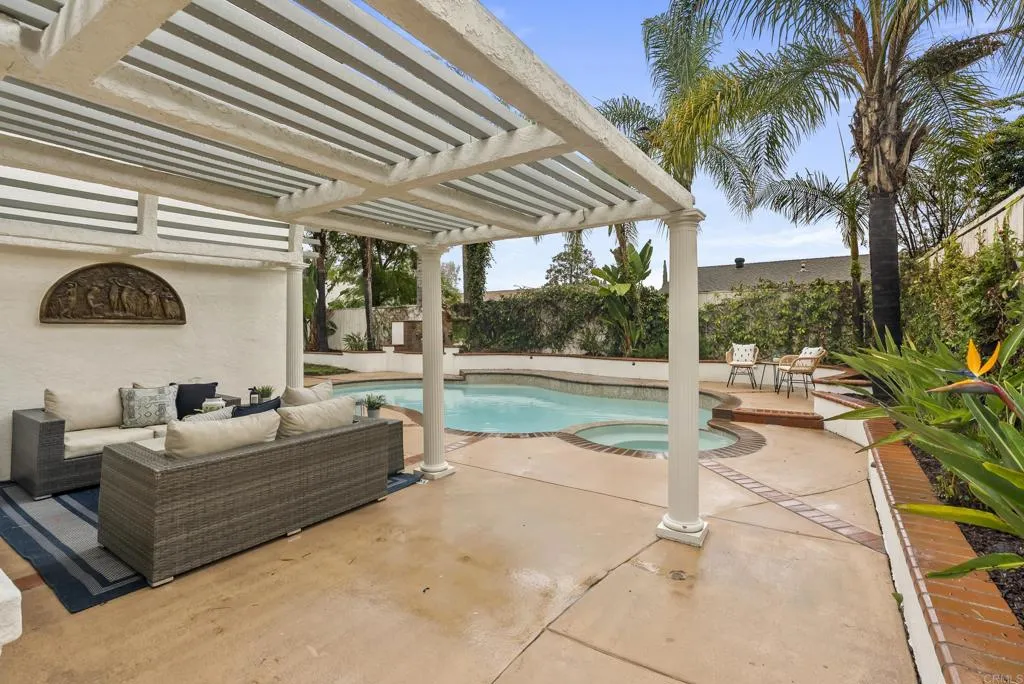 https://cdn.realtyfeed.com/cdn/127/306642981/ce93876e974f2ae0383e1793938d2ace.webp
