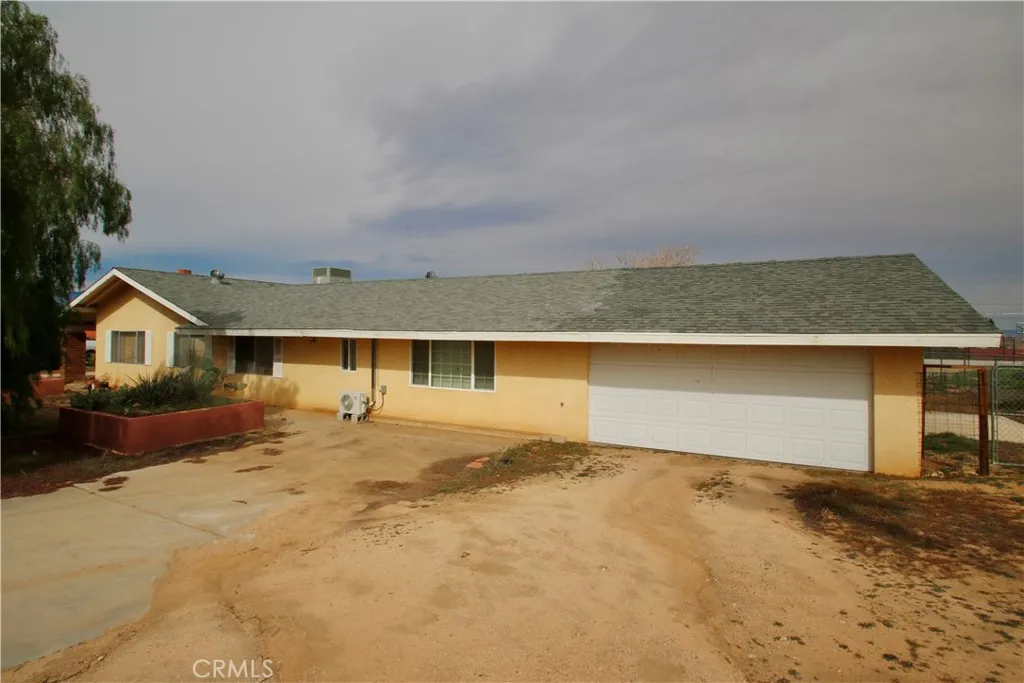 8747 Balsa Avenue, Yucca Valley, CA 92284 - Photo 4 of 42, Yucca Valley, CA