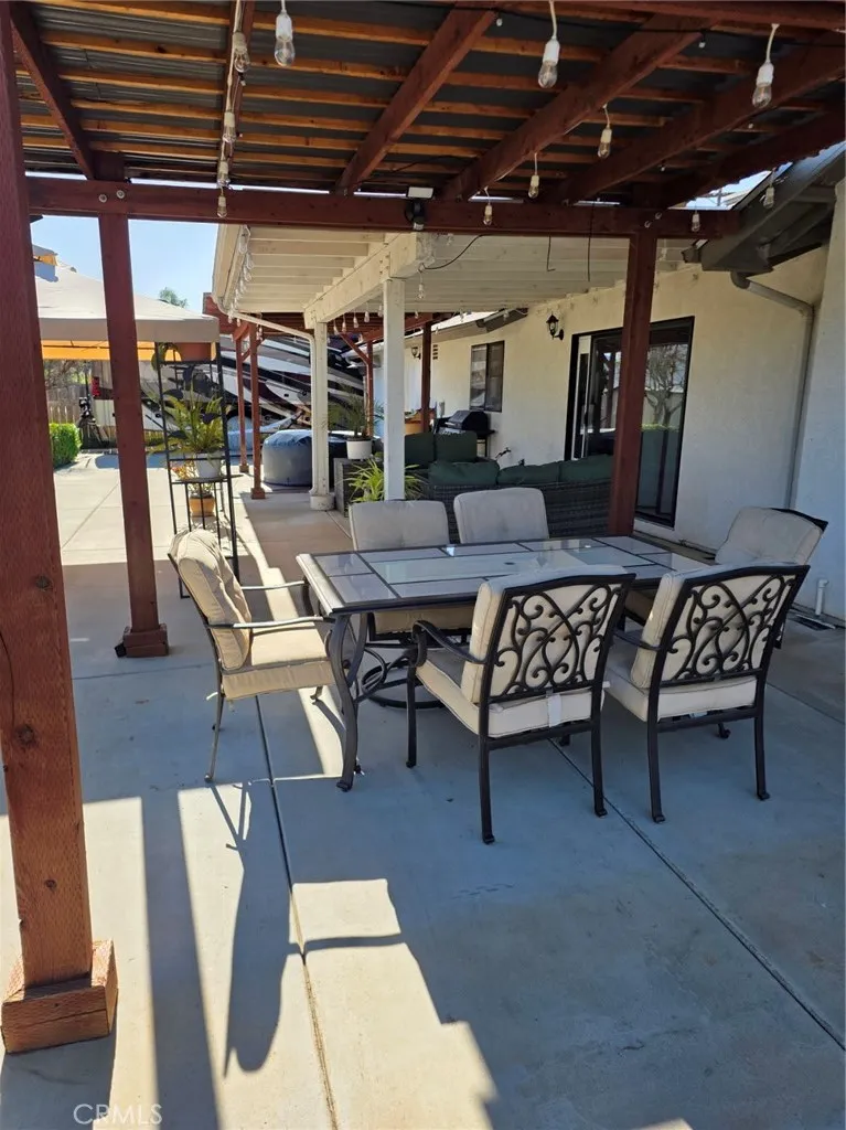 https://cdn.realtyfeed.com/cdn/127/306643105/860bf87705cd5565c1423e1379221eb6.webp